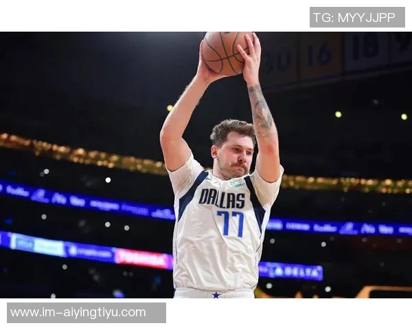 独行侠是否考虑用浓眉交易回东契奇以增强球队竞争力 独行侠是否考虑用浓眉交易回东契奇以增强球队竞争力